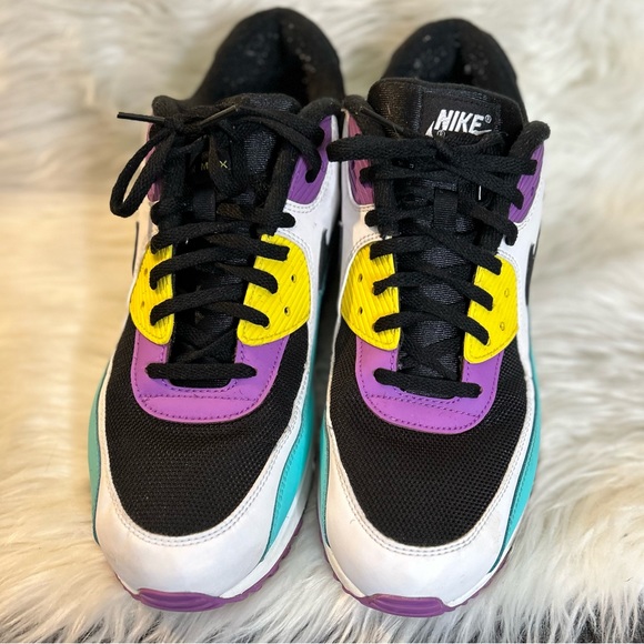 Multicolored Air Max Essential 90 - Picture 2 of 3